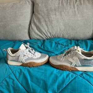 Kate Spade Light Gray, Silver, and Gum-Trim Sneakers sized women’s 9
